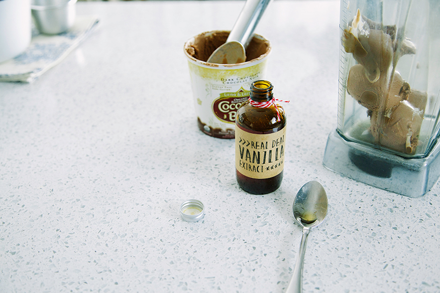 vegan earl grey + chocolate shakes // the first mess