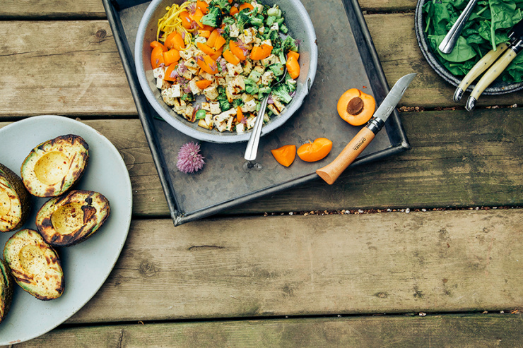 assembling charred broccoli + tofu stuffed avocados with sweet lemon curry sauce // the first mess