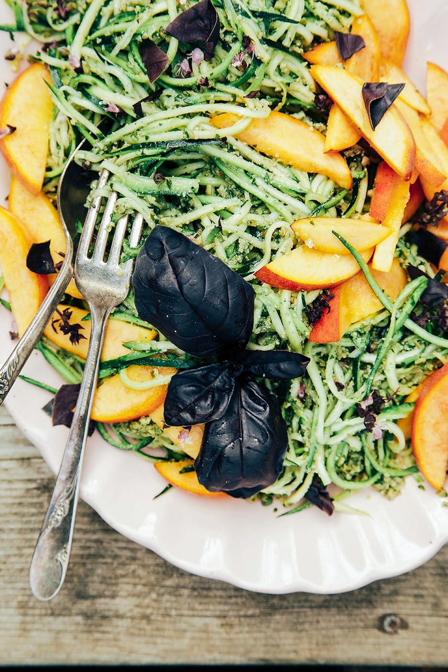 zucchini spaghetti with pumpkin seed pesto + peaches // via @thefirstmess