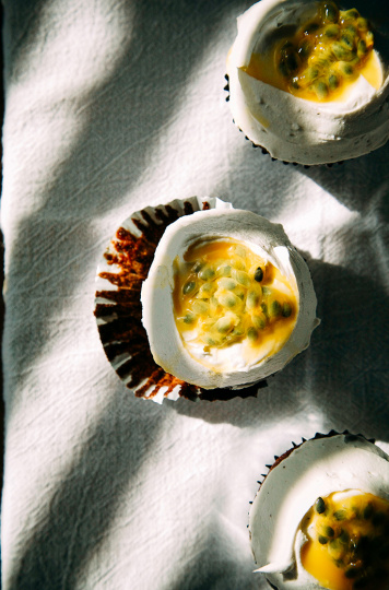 chocolate passionfruit cupcakes // via @thefirstmess